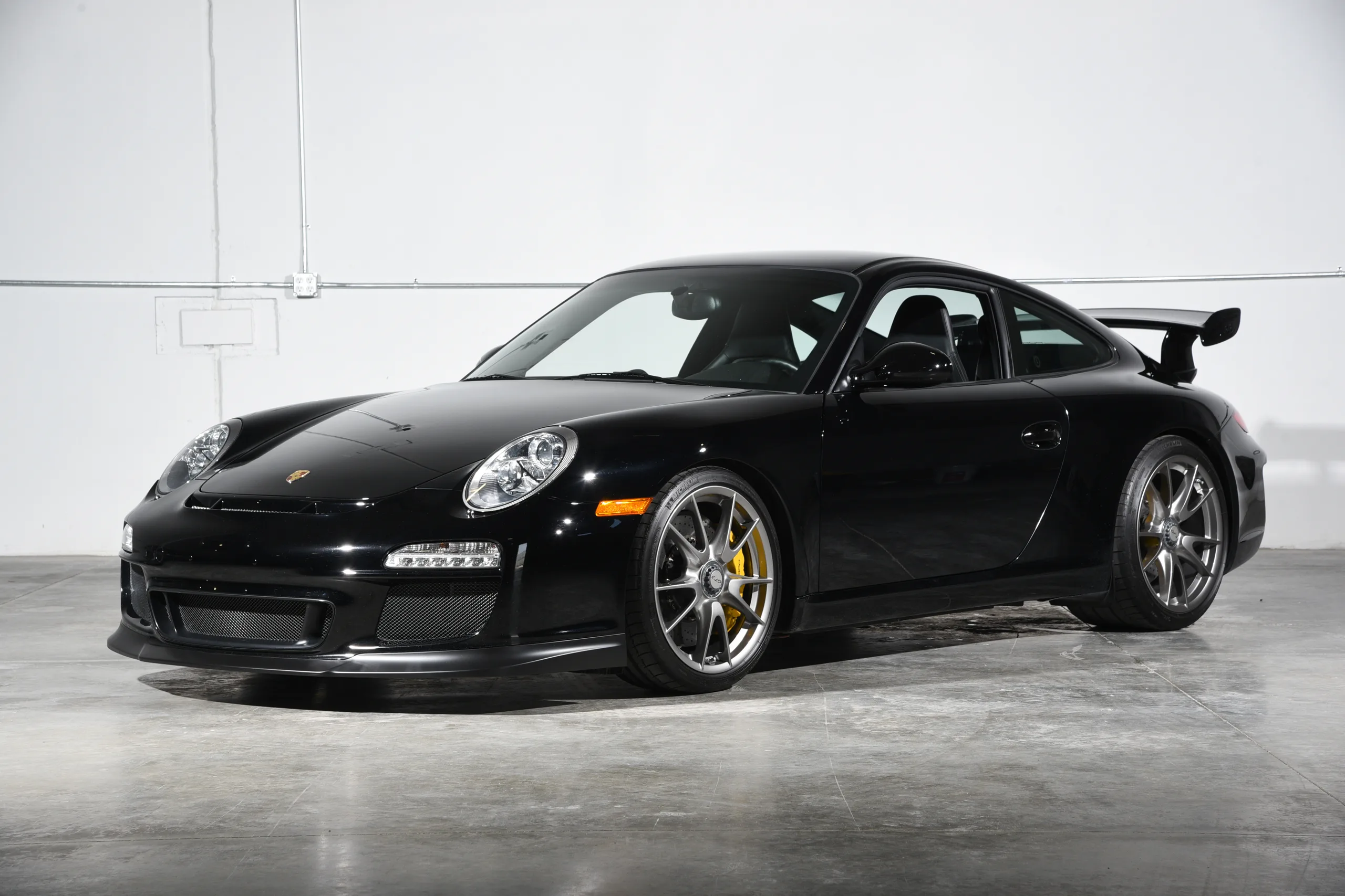 2010 Porsche 911 GT3 — photo 3 of 59