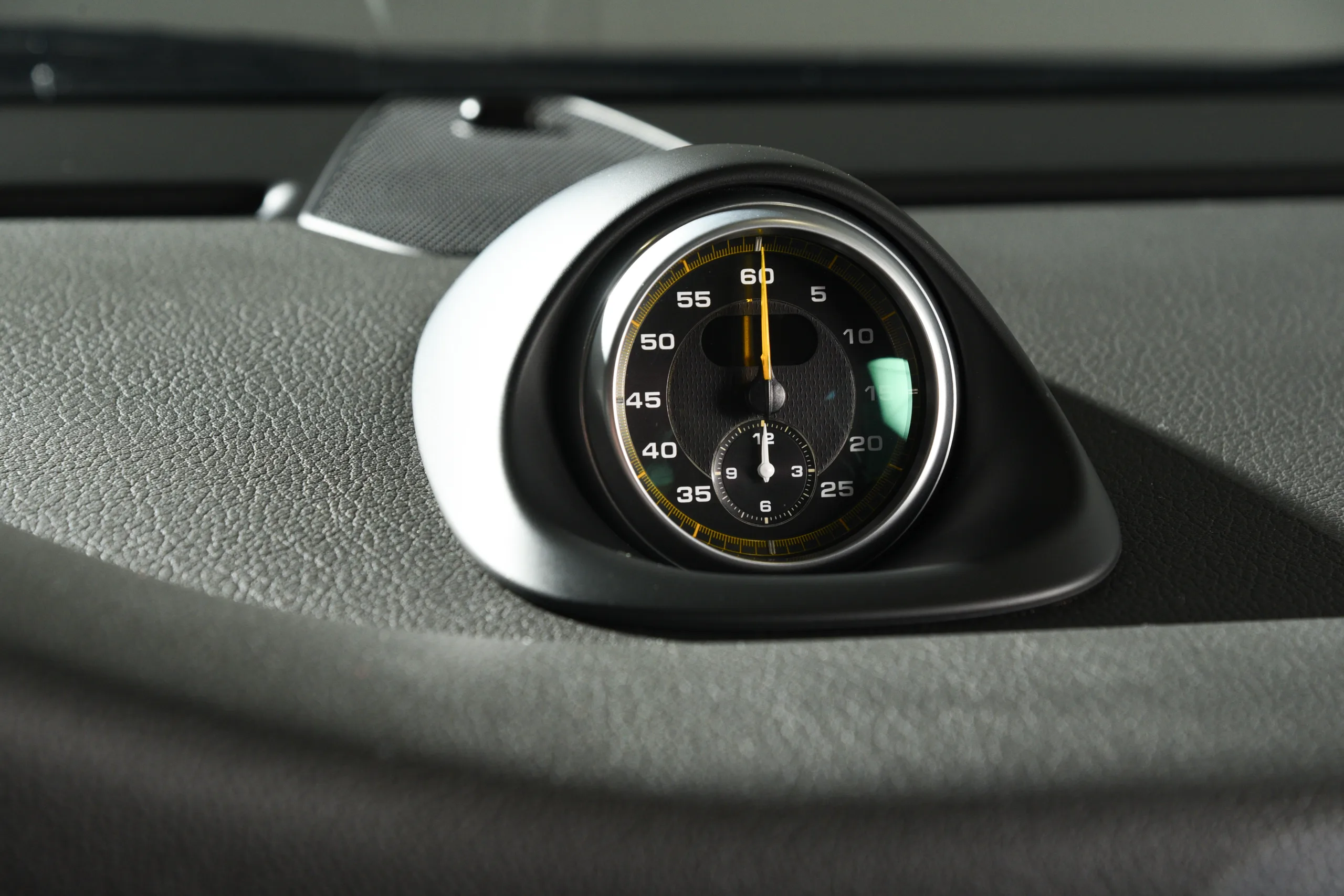 2010 Porsche 911 GT3 — photo 36 of 59