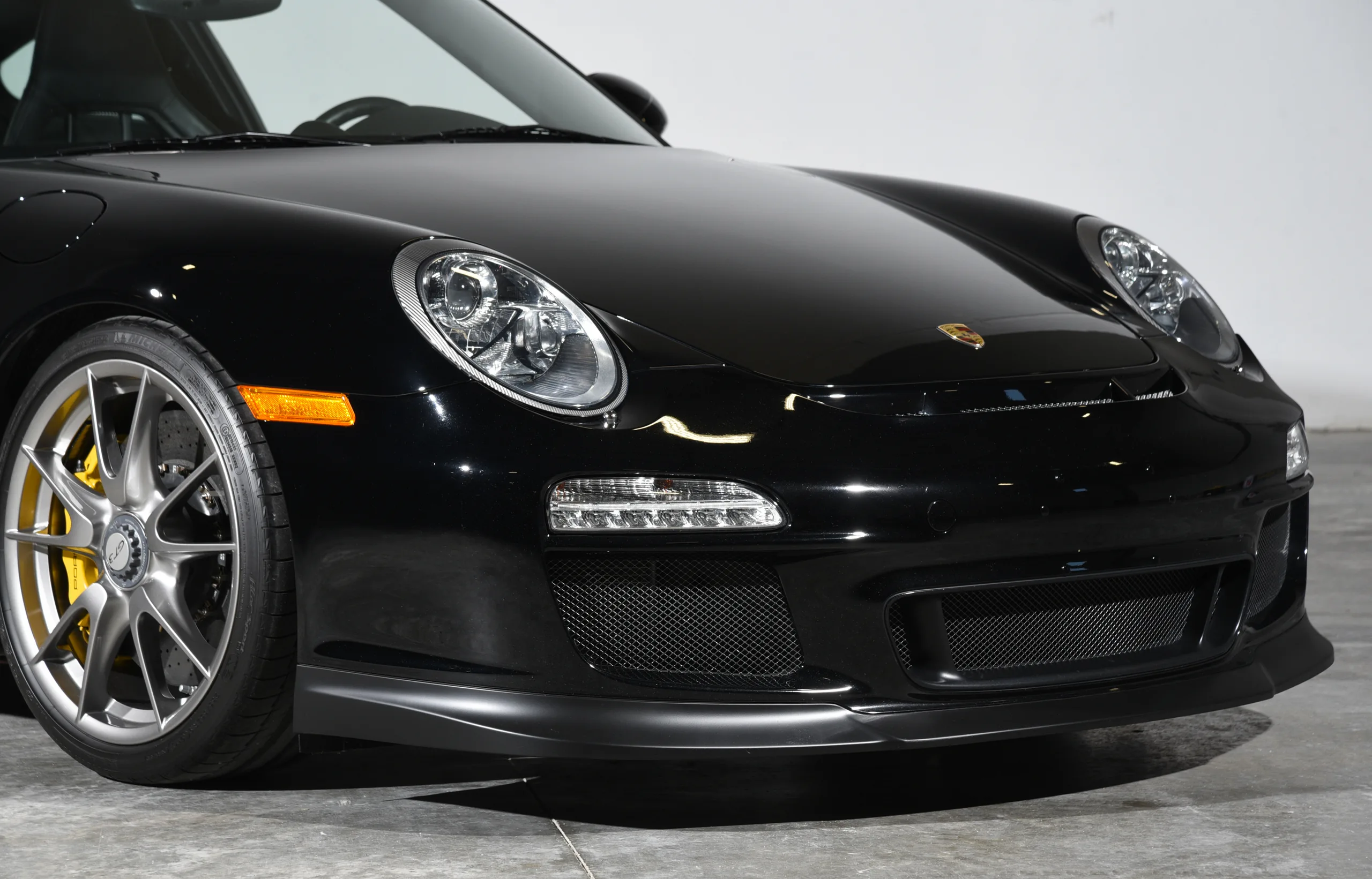 2010 Porsche 911 GT3 — photo 17 of 59