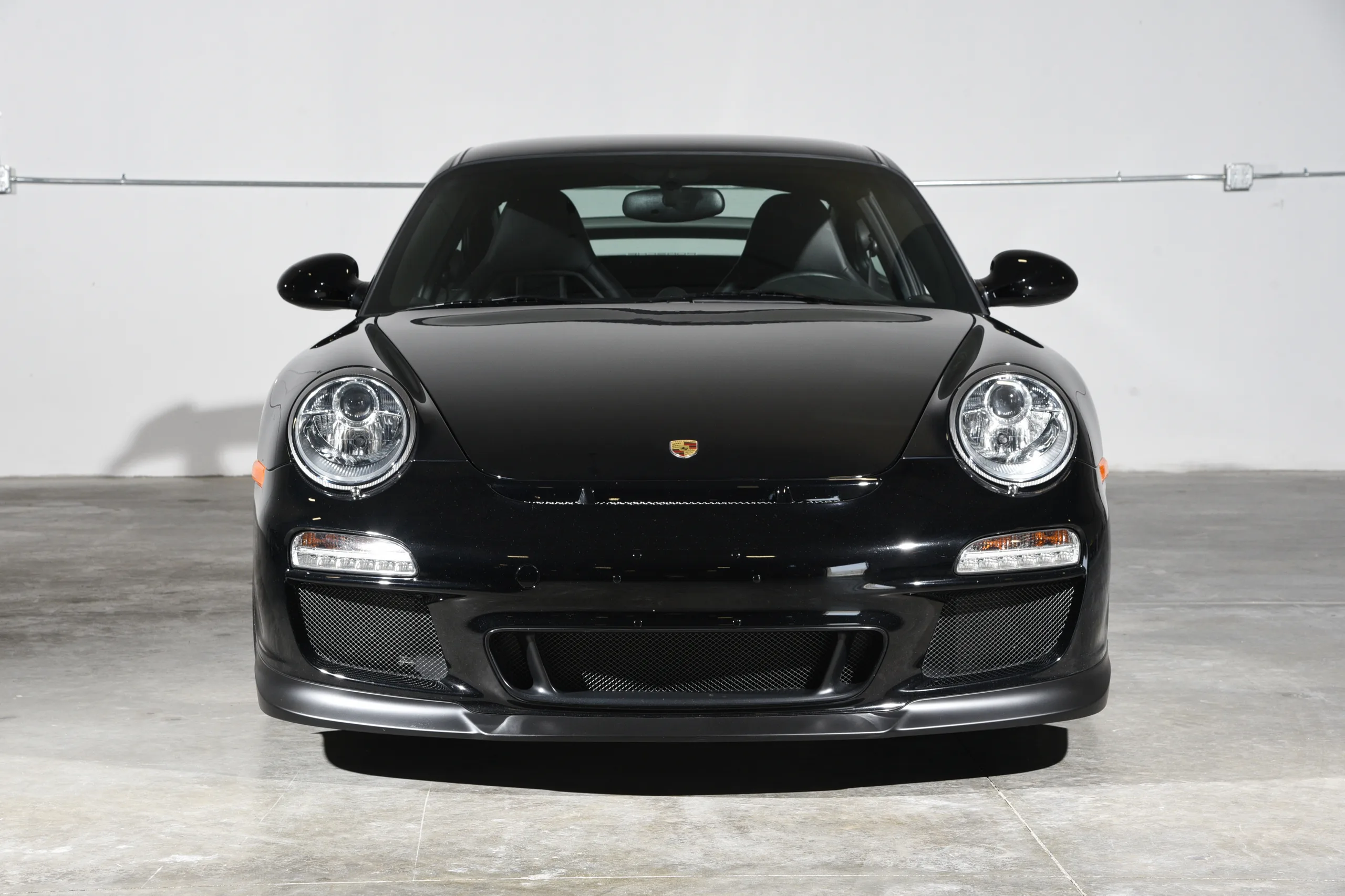 2010 Porsche 911 GT3 — photo 4 of 59