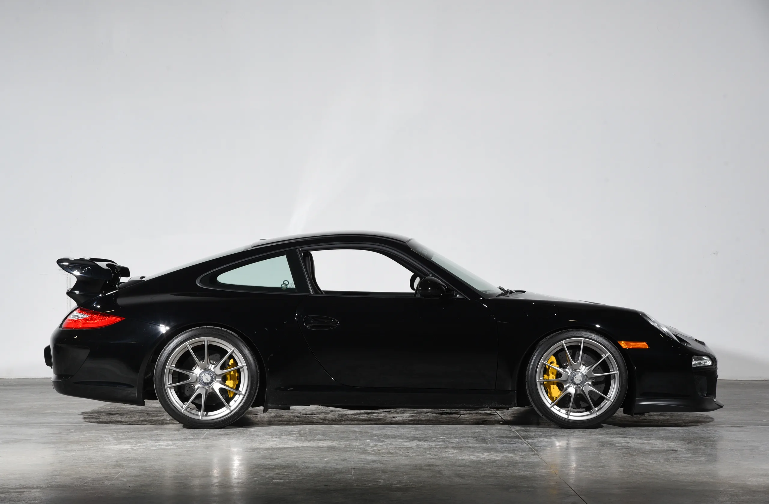 2010 Porsche 911 GT3 — photo 6 of 59