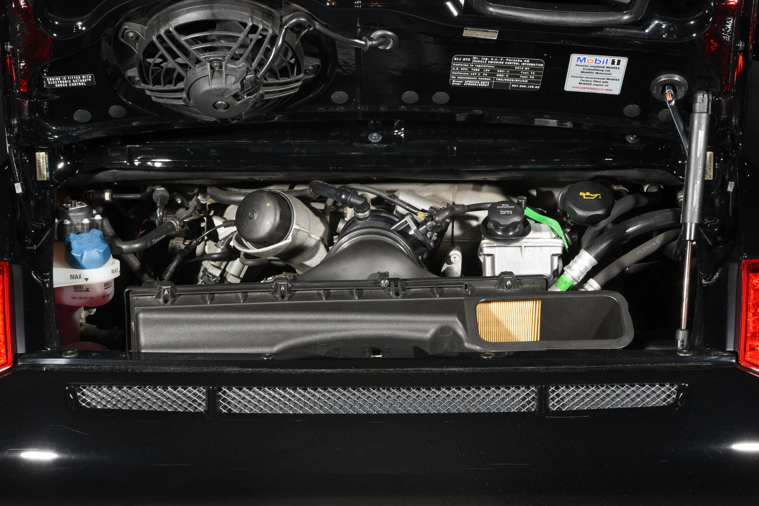 2010 Porsche 911 GT3 — photo 58 of 59