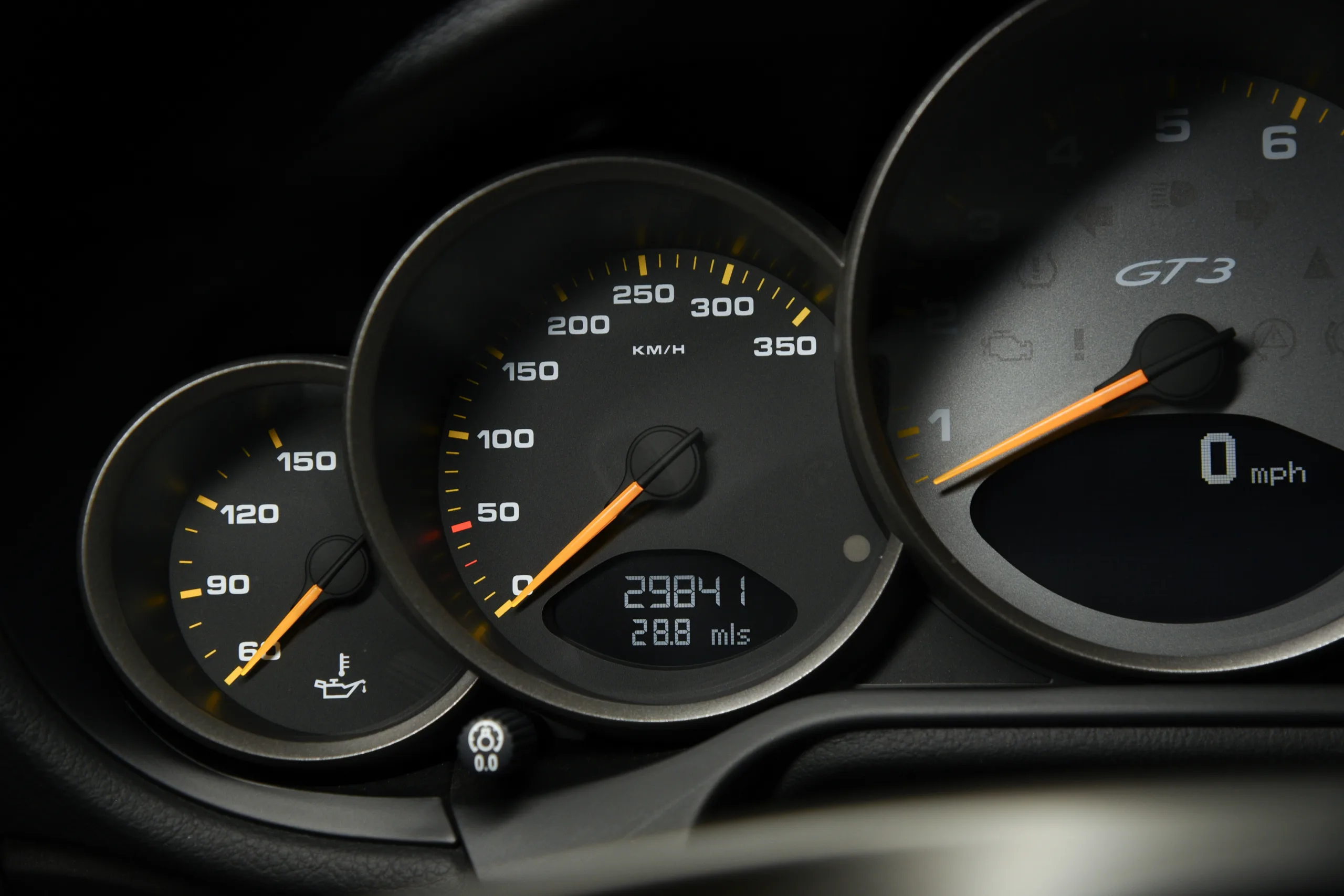 2010 Porsche 911 GT3 — photo 35 of 59