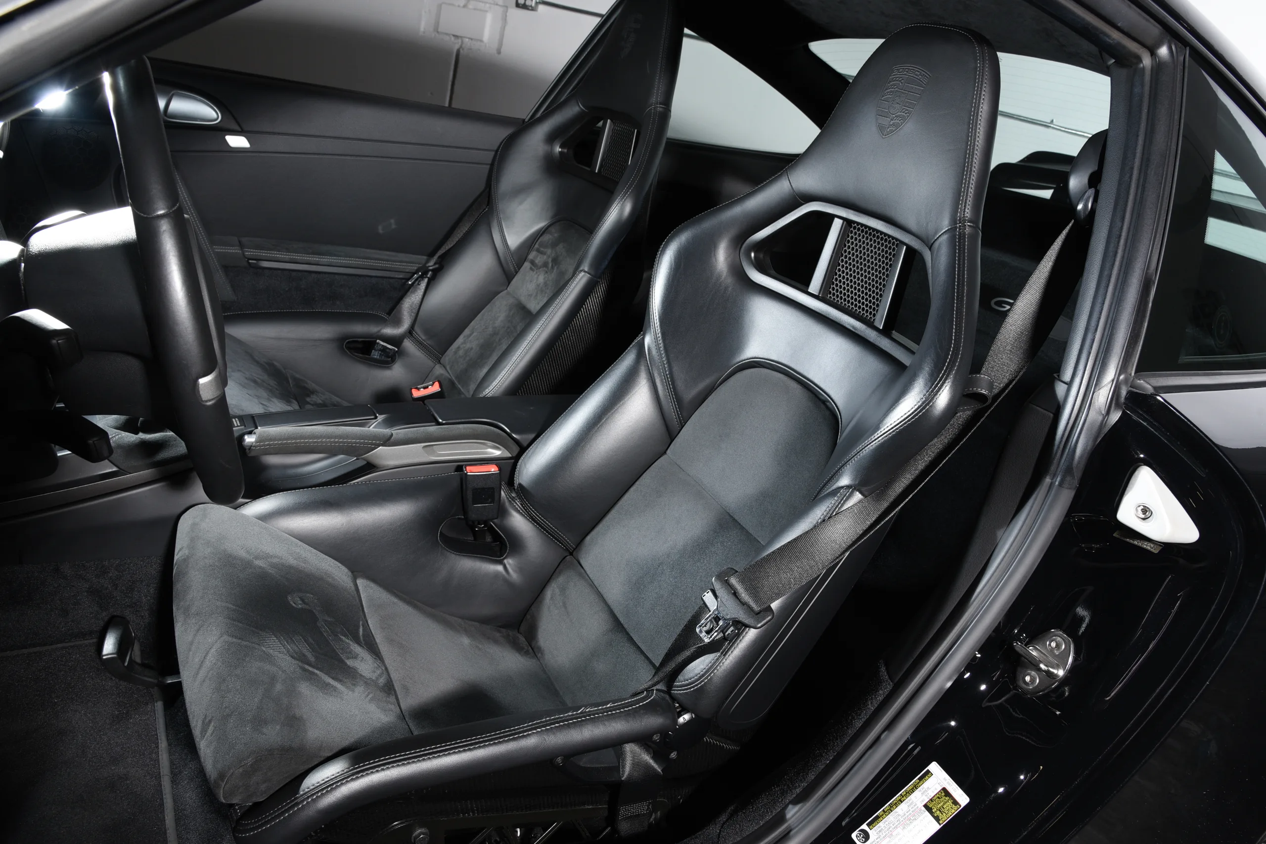 2010 Porsche 911 GT3 — photo 45 of 59