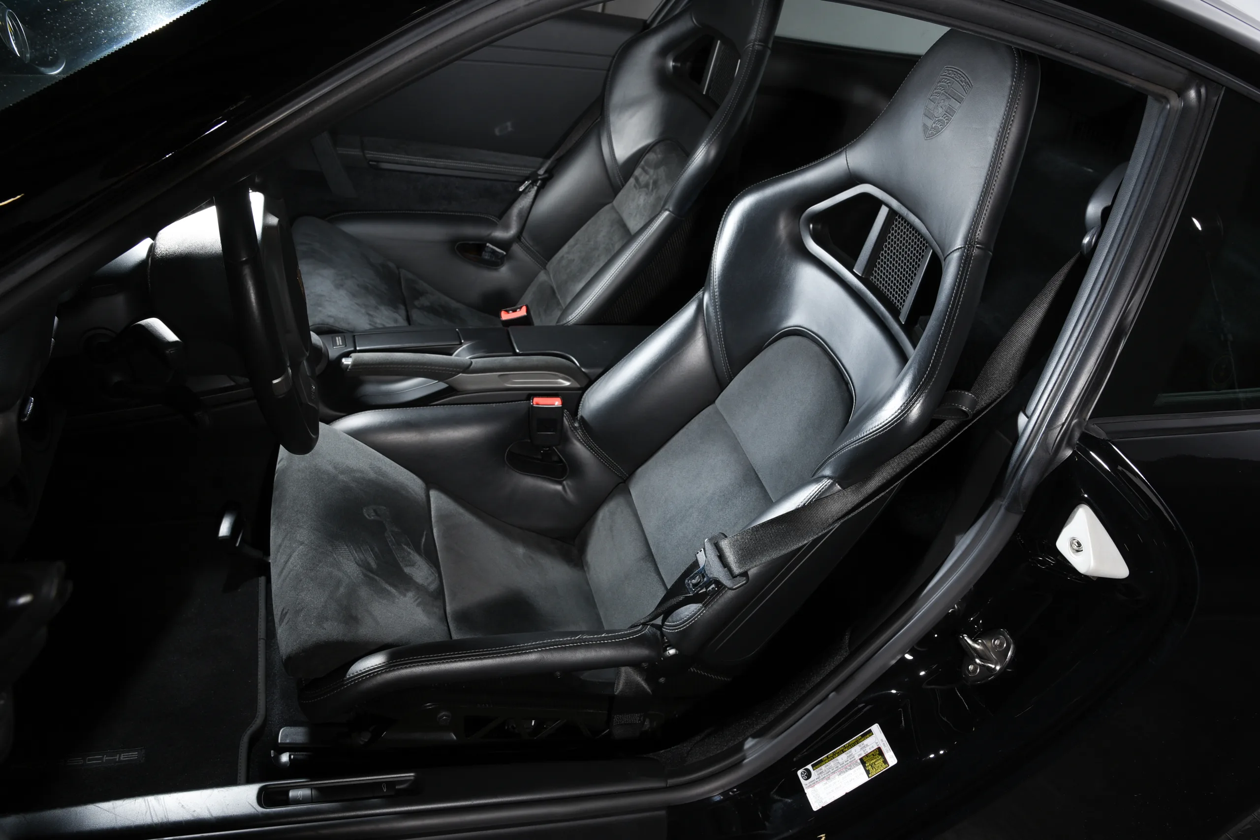 2010 Porsche 911 GT3 — photo 44 of 59