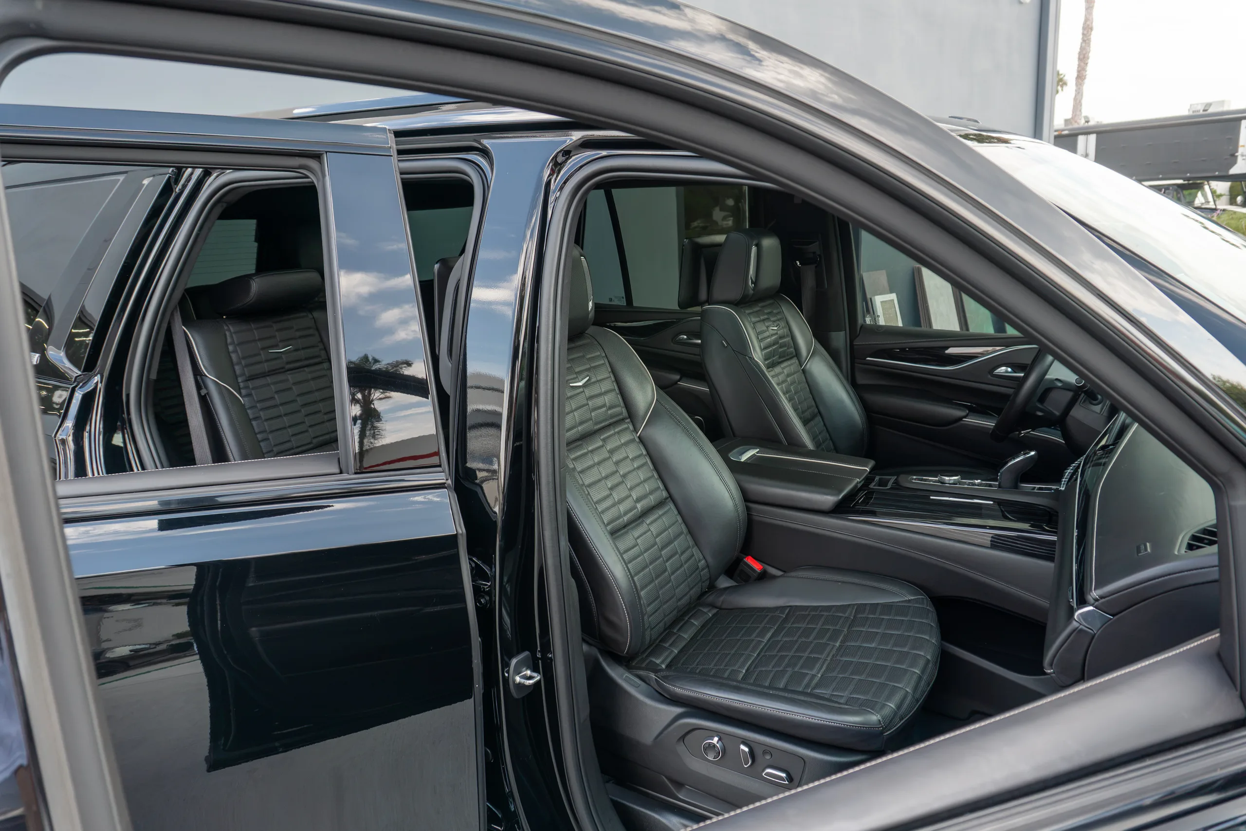 2023 Cadillac Escalade-V — photo 53 of 73