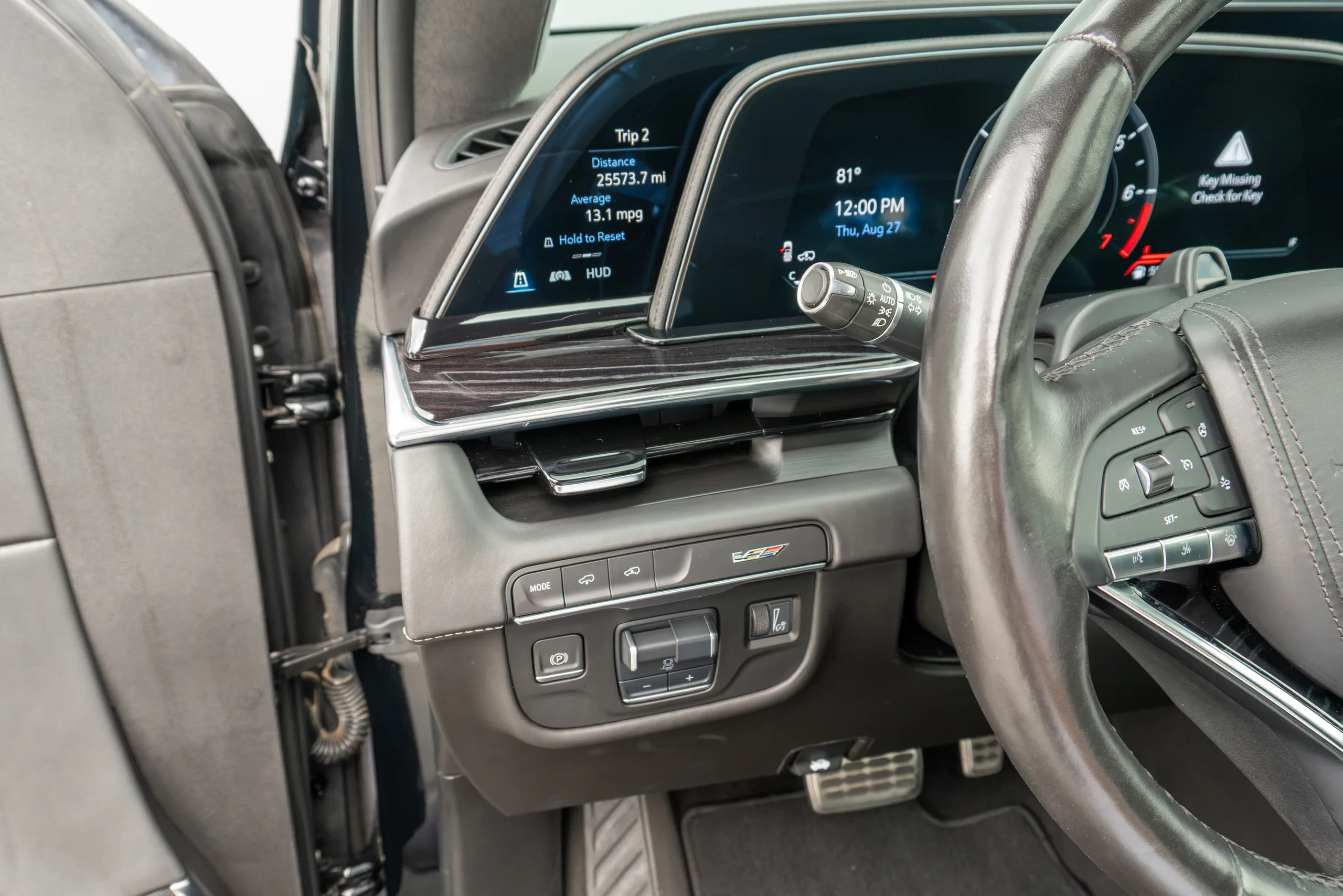 2023 Cadillac Escalade-V — photo 47 of 73