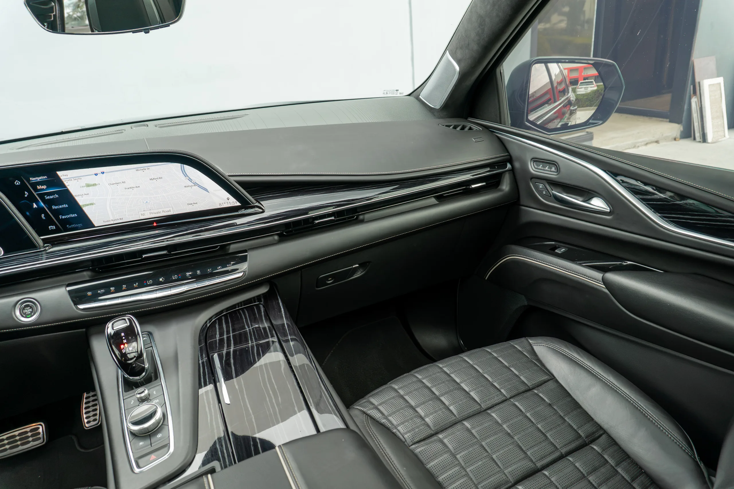 2023 Cadillac Escalade-V — photo 41 of 73