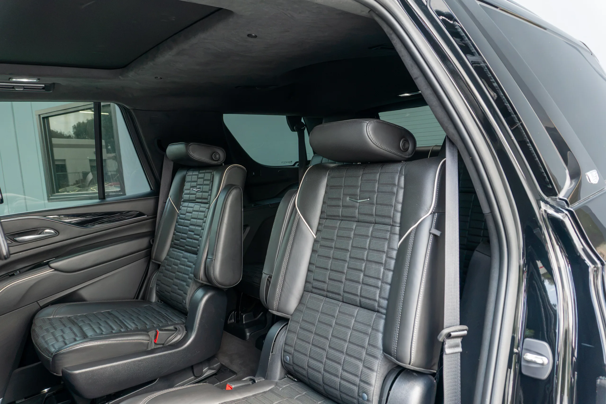 2023 Cadillac Escalade-V — photo 62 of 73