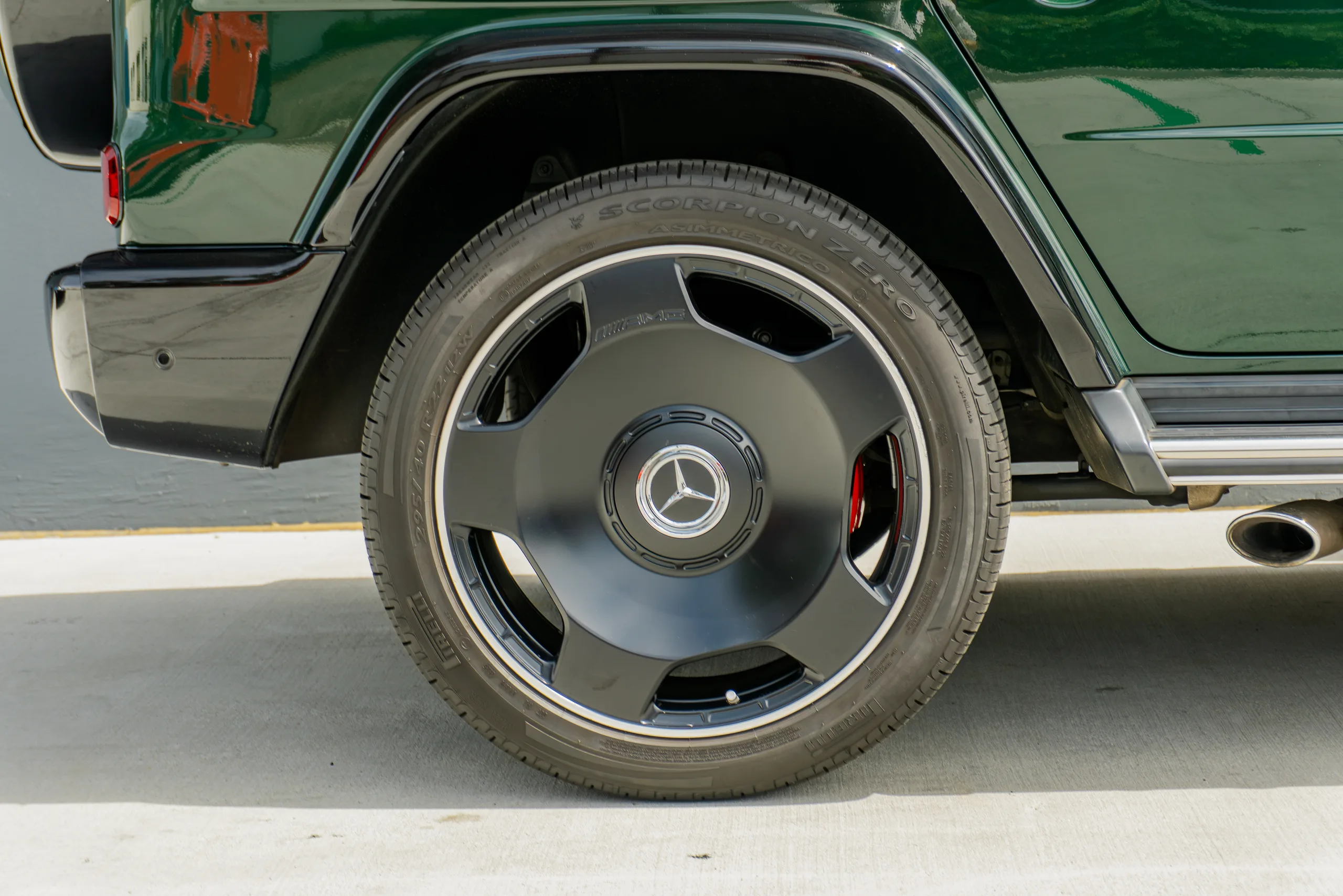 2023 Mercedes-Benz AMG G 63 — photo 24 of 73