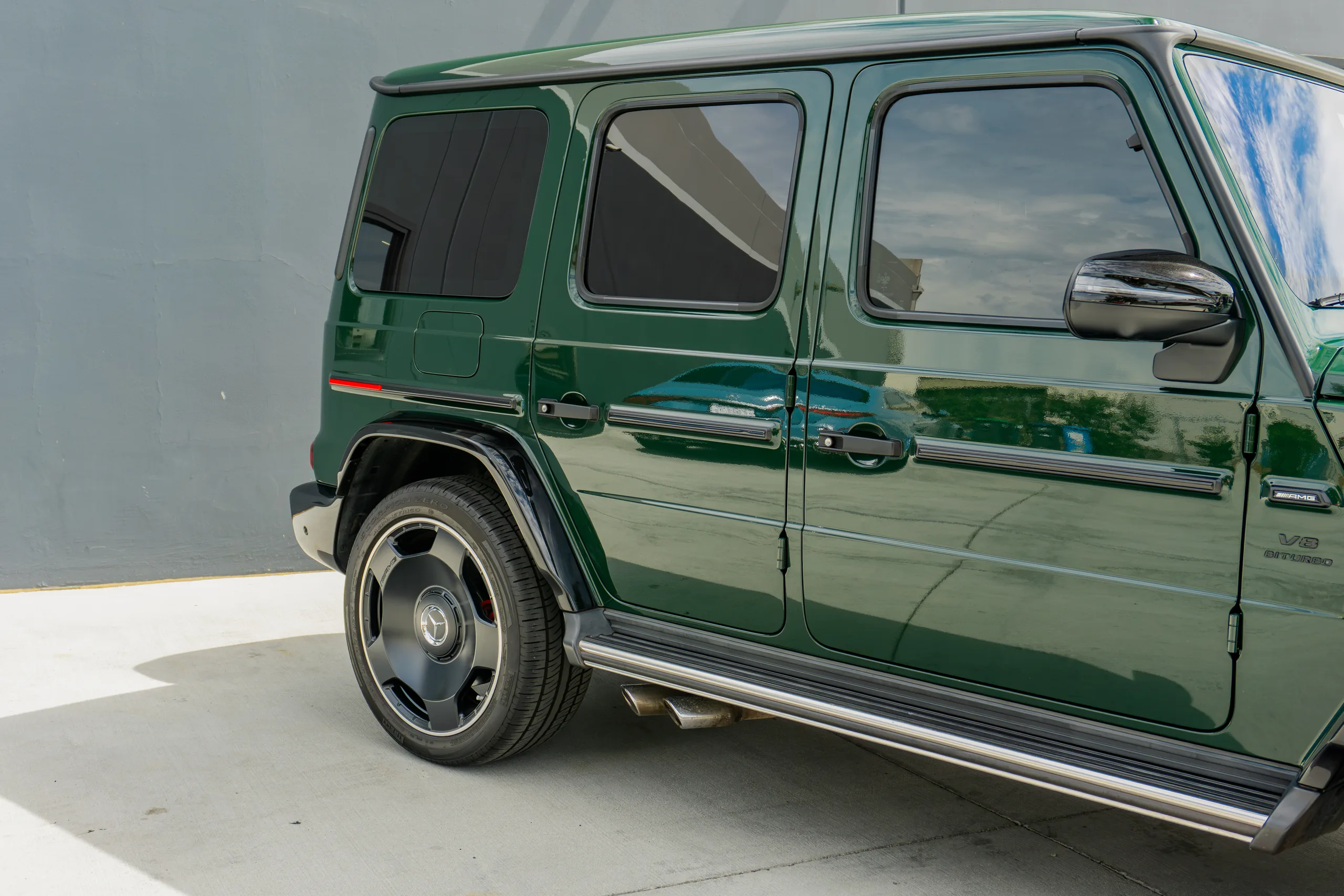 2023 Mercedes-Benz AMG G 63 — photo 16 of 73