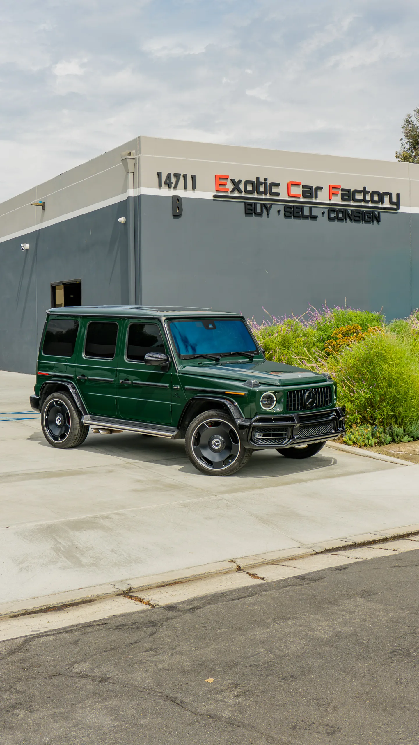 2023 Mercedes-Benz AMG G 63 — photo 13 of 73