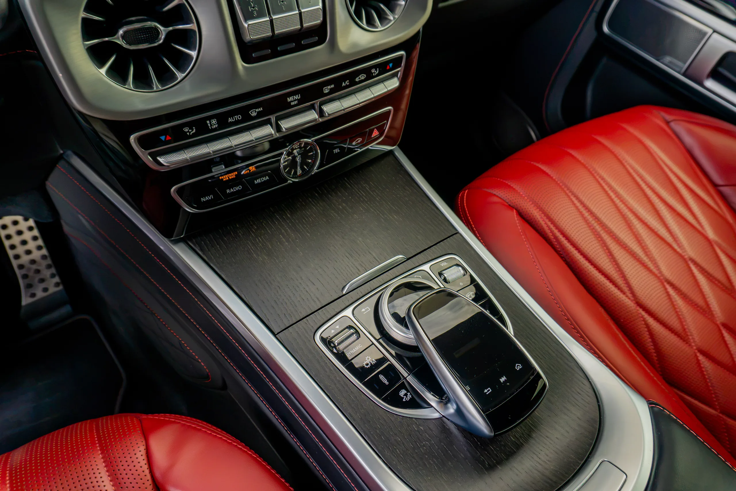 2023 Mercedes-Benz AMG G 63 — photo 54 of 73