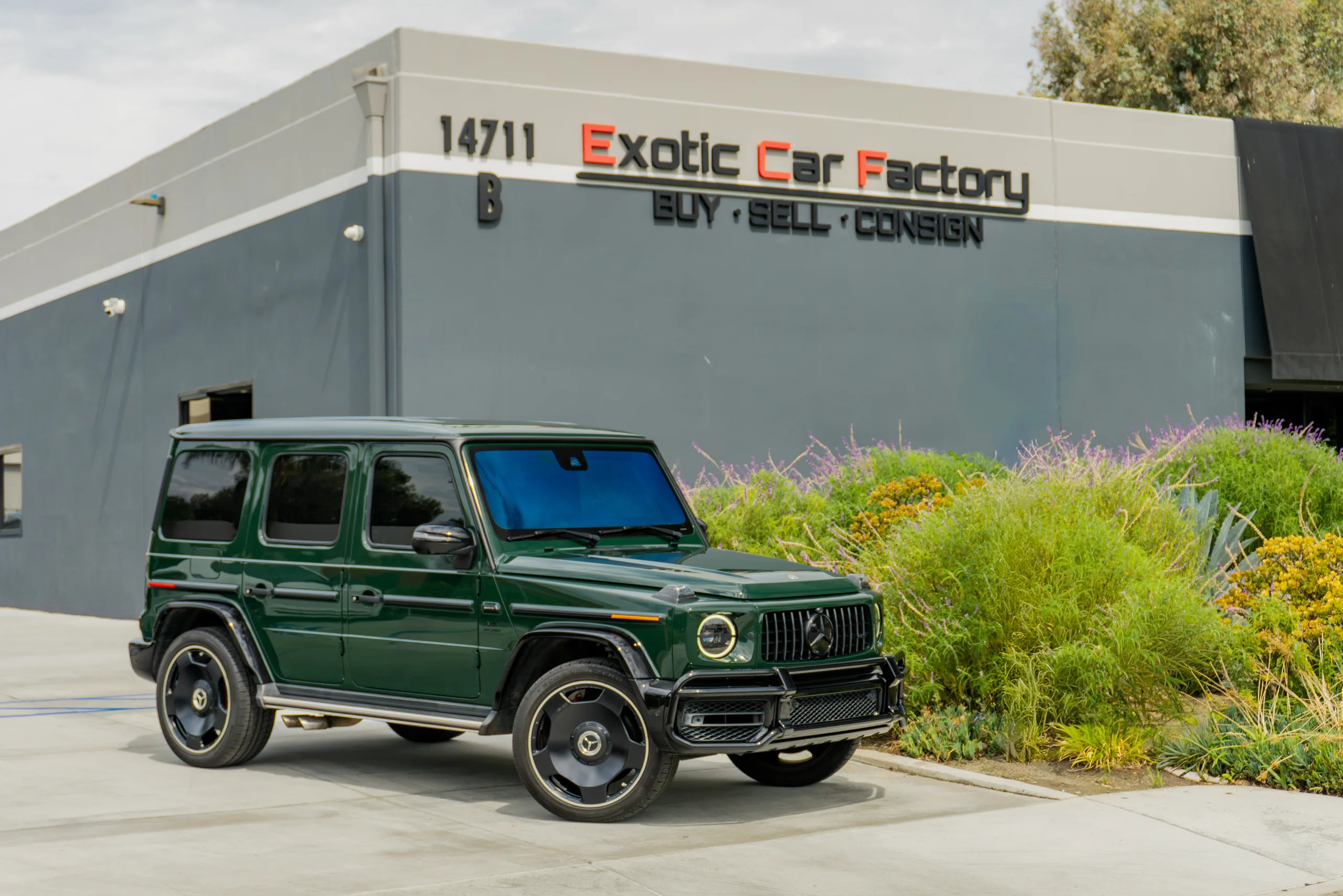 2023 Mercedes-Benz AMG G 63 — photo 38 of 73
