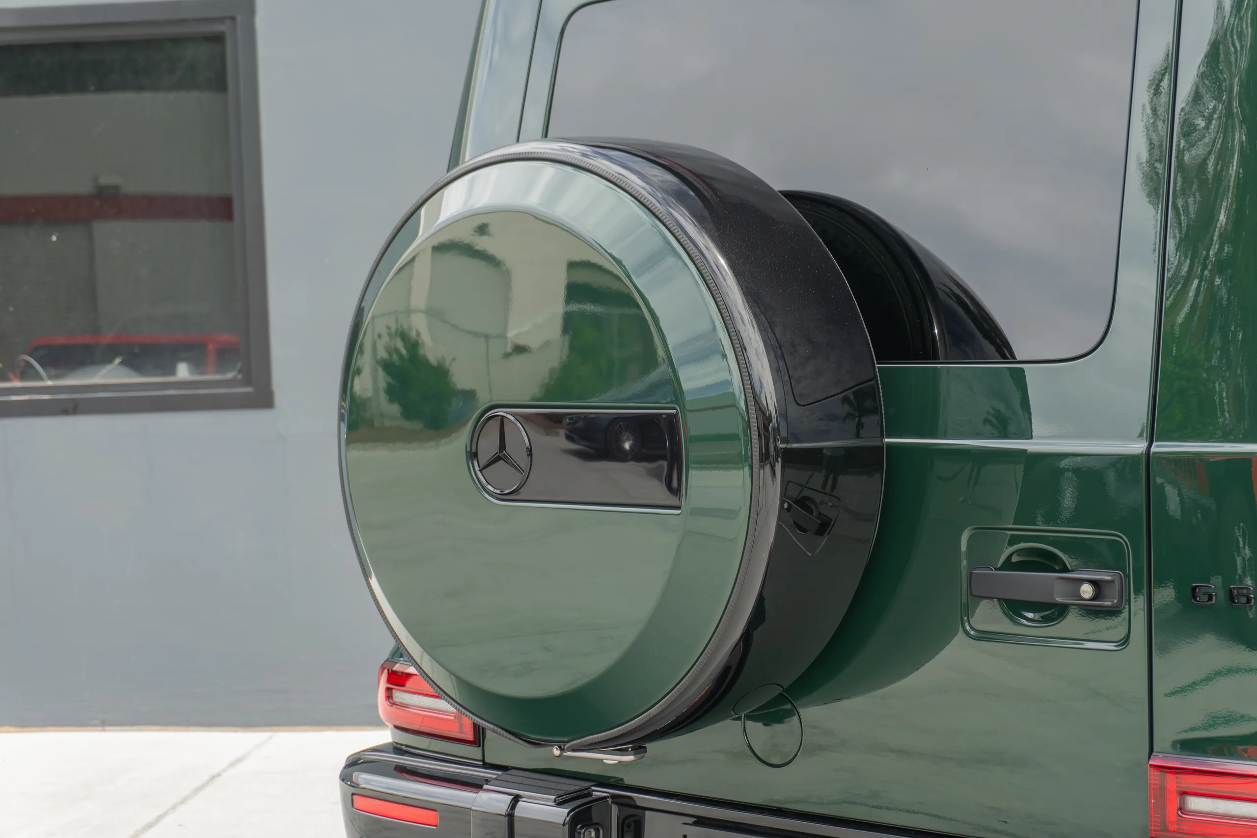 2023 Mercedes-Benz AMG G 63 — photo 35 of 73