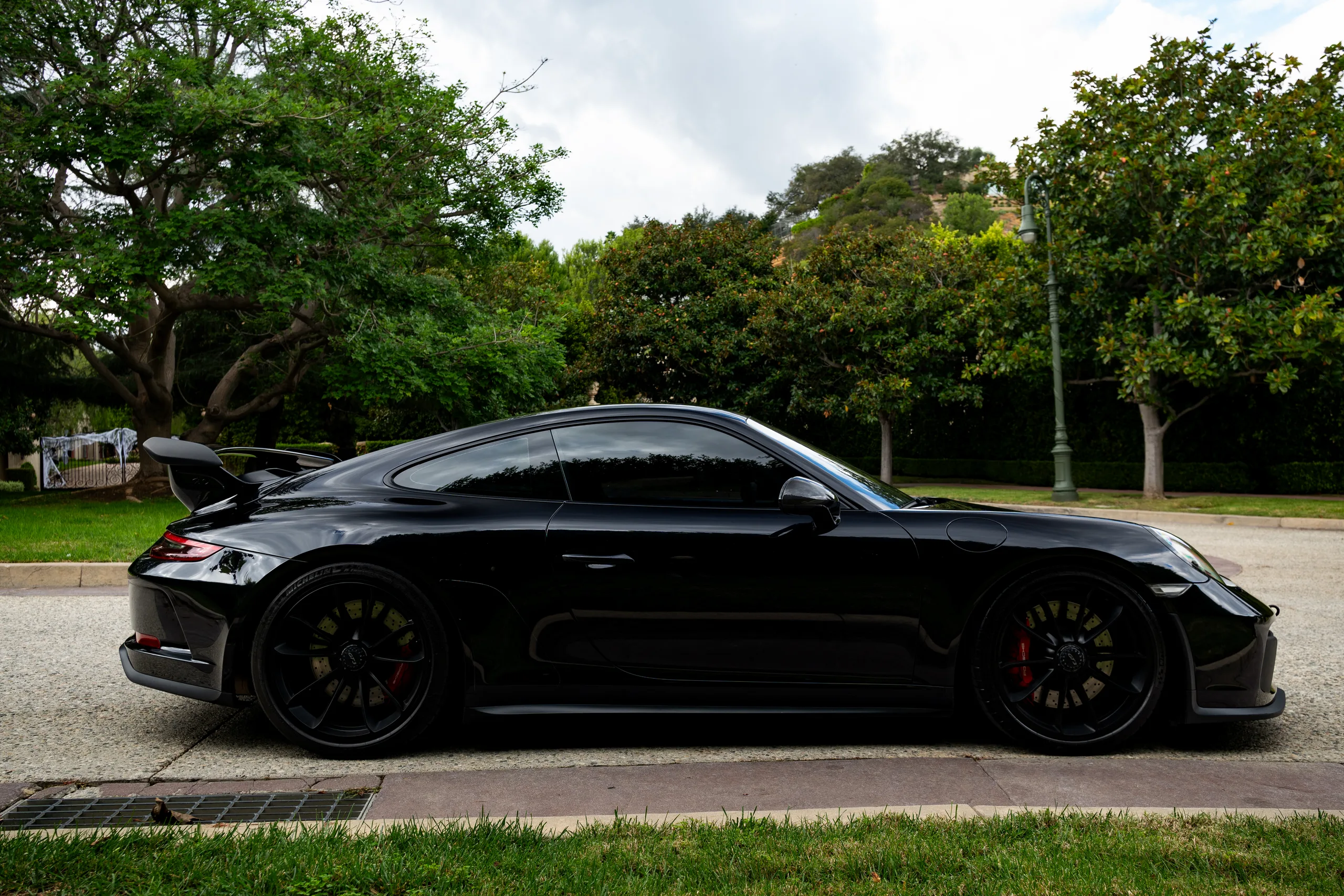 2018 Porsche 911 GT3 — photo 8 of 64