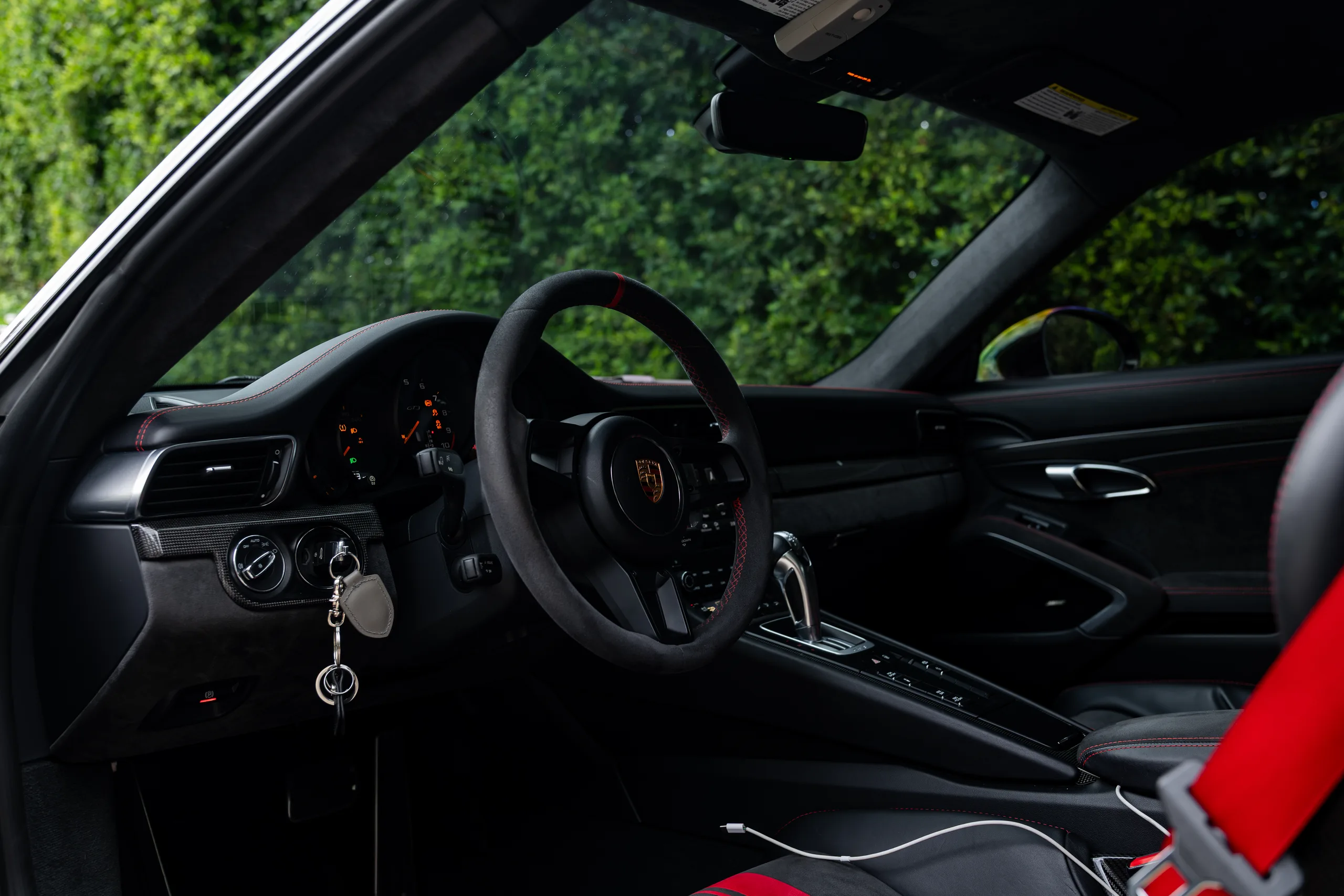2018 Porsche 911 GT3 — photo 37 of 64