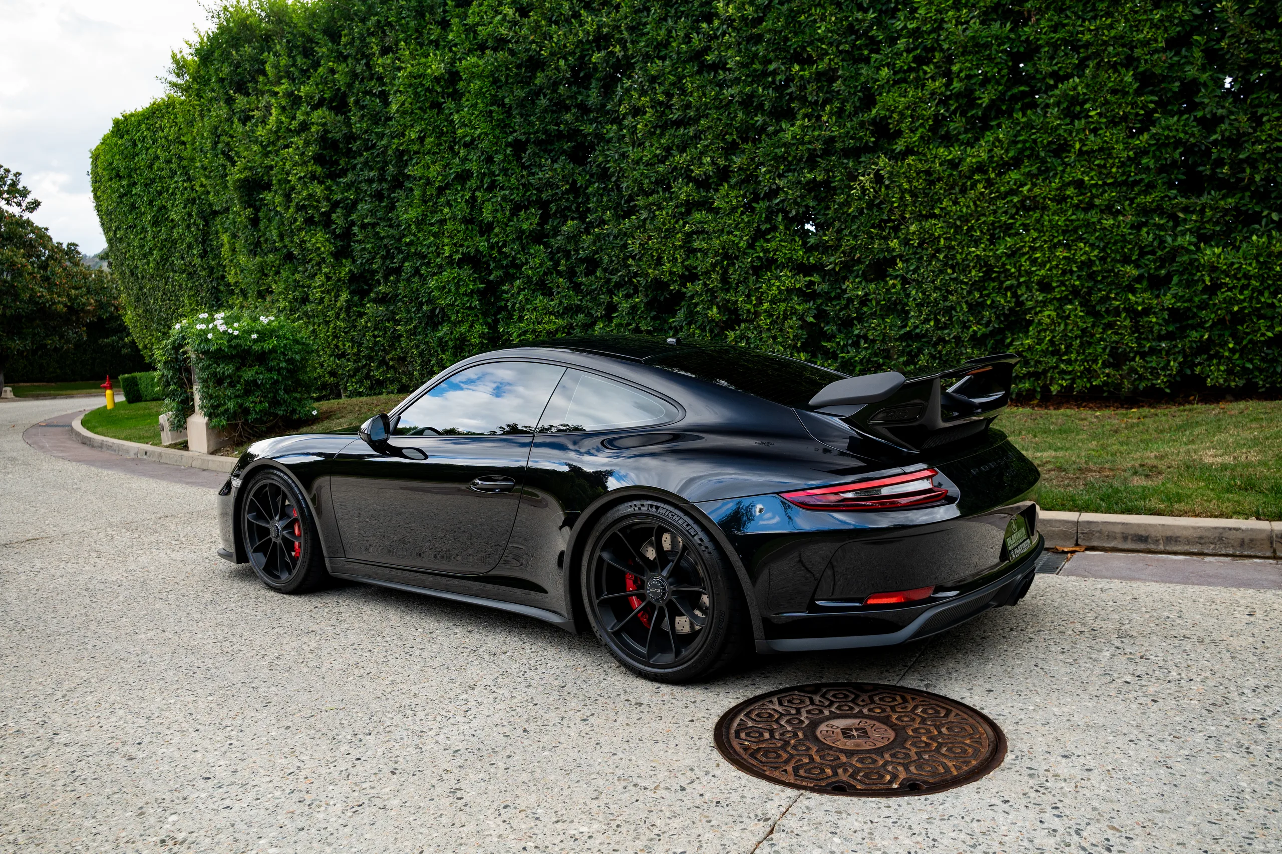 2018 Porsche 911 GT3 — photo 13 of 64