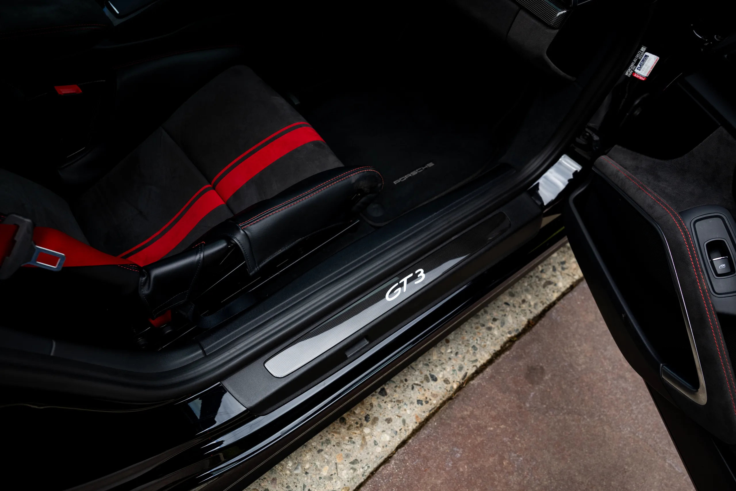 2018 Porsche 911 GT3 — photo 57 of 64