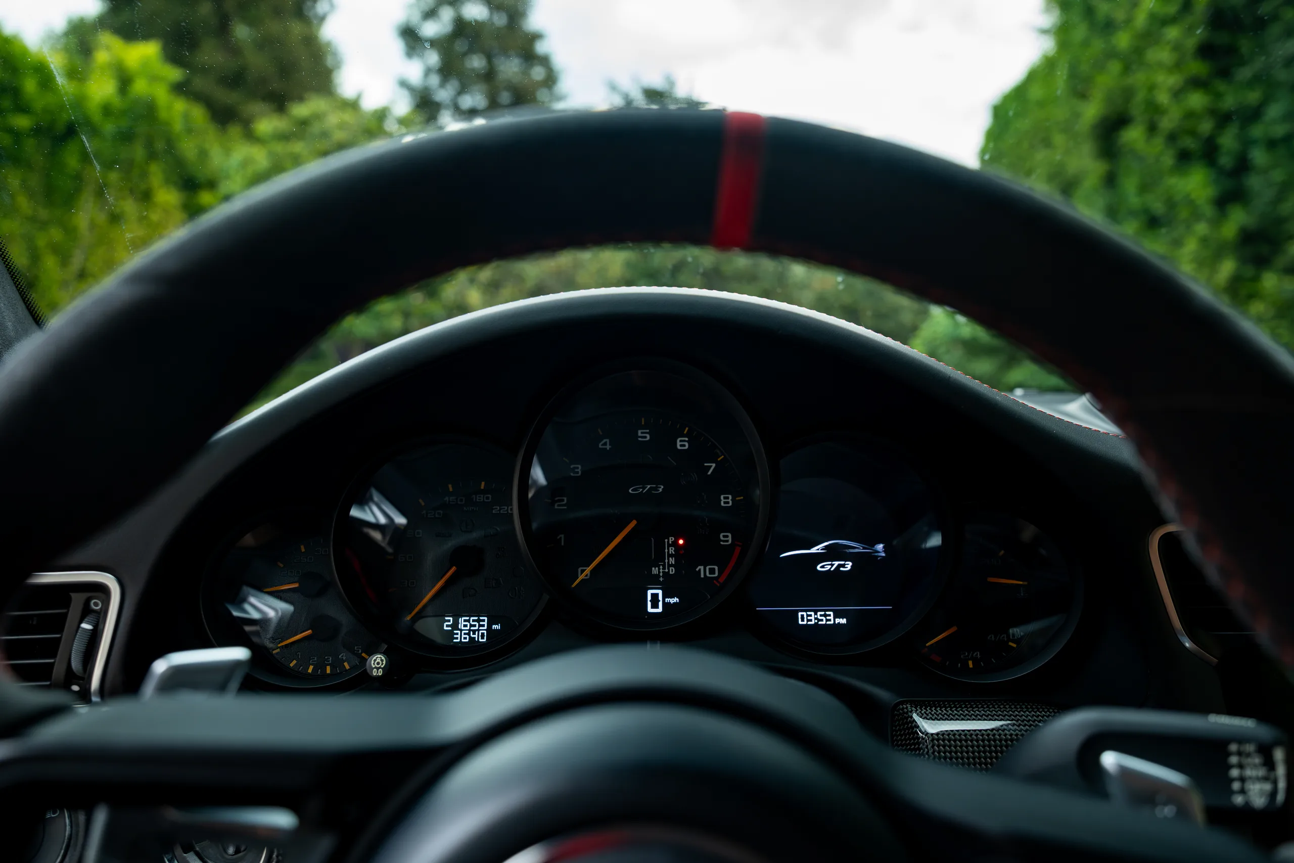 2018 Porsche 911 GT3 — photo 40 of 64