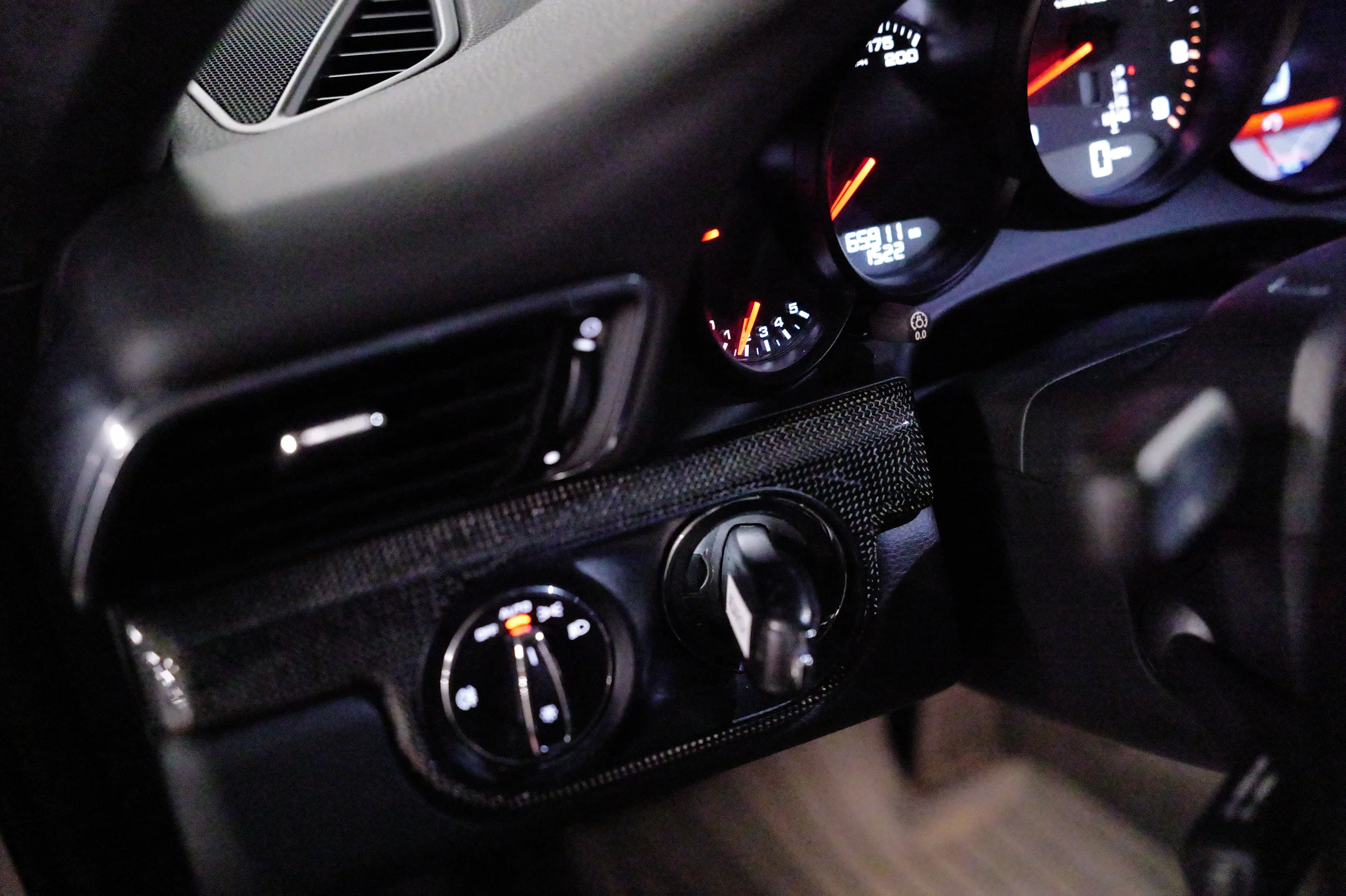 2014 Porsche 911 Carrera S — photo 41 of 52