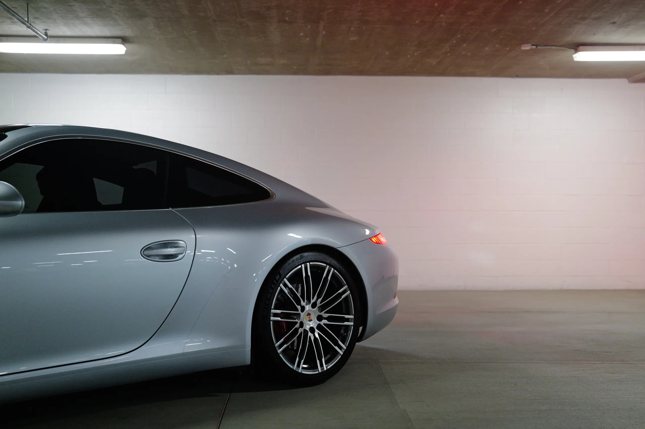 2014 Porsche 911 Carrera S — photo 16 of 52