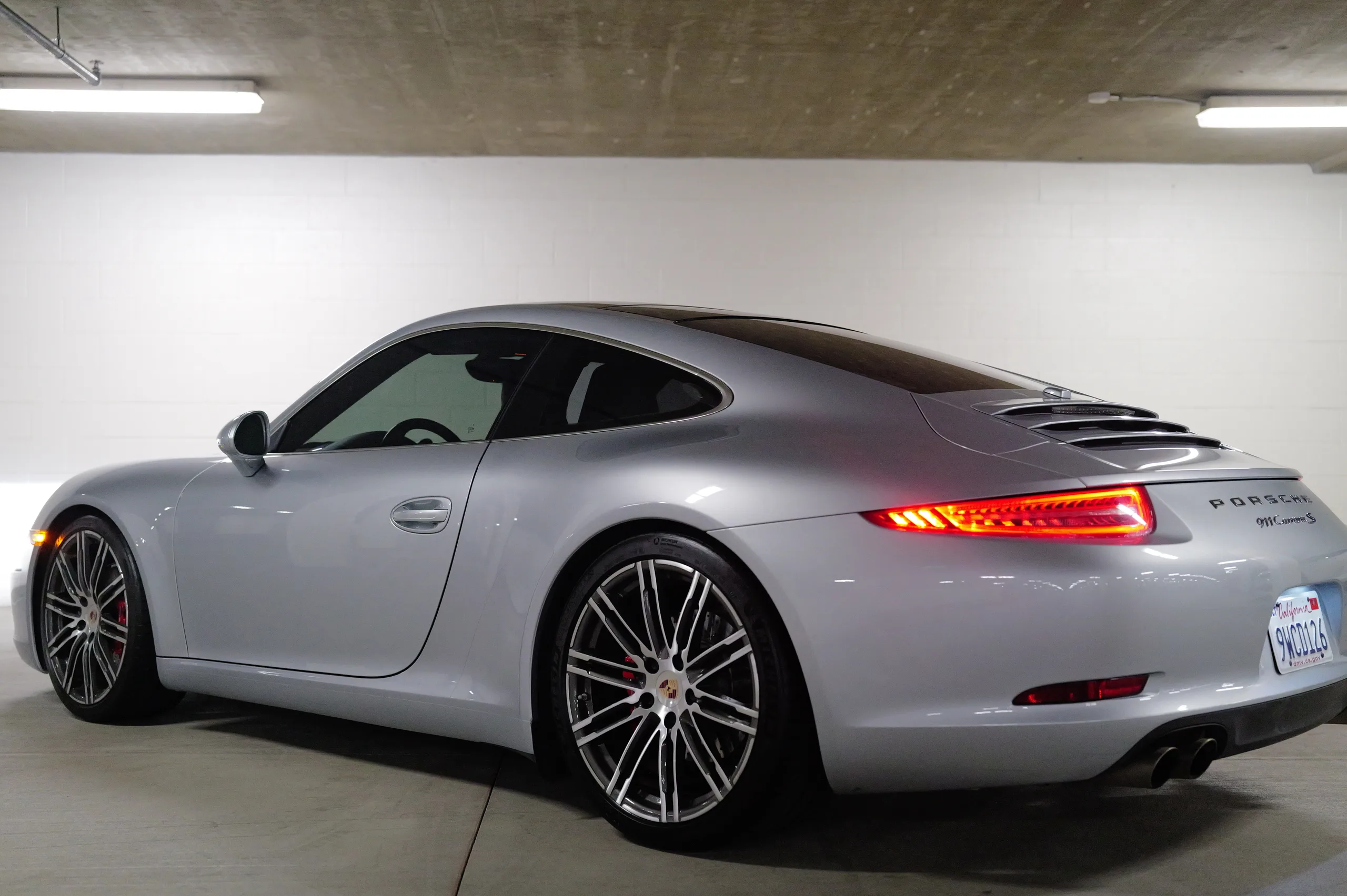 2014 Porsche 911 Carrera S — photo 10 of 52