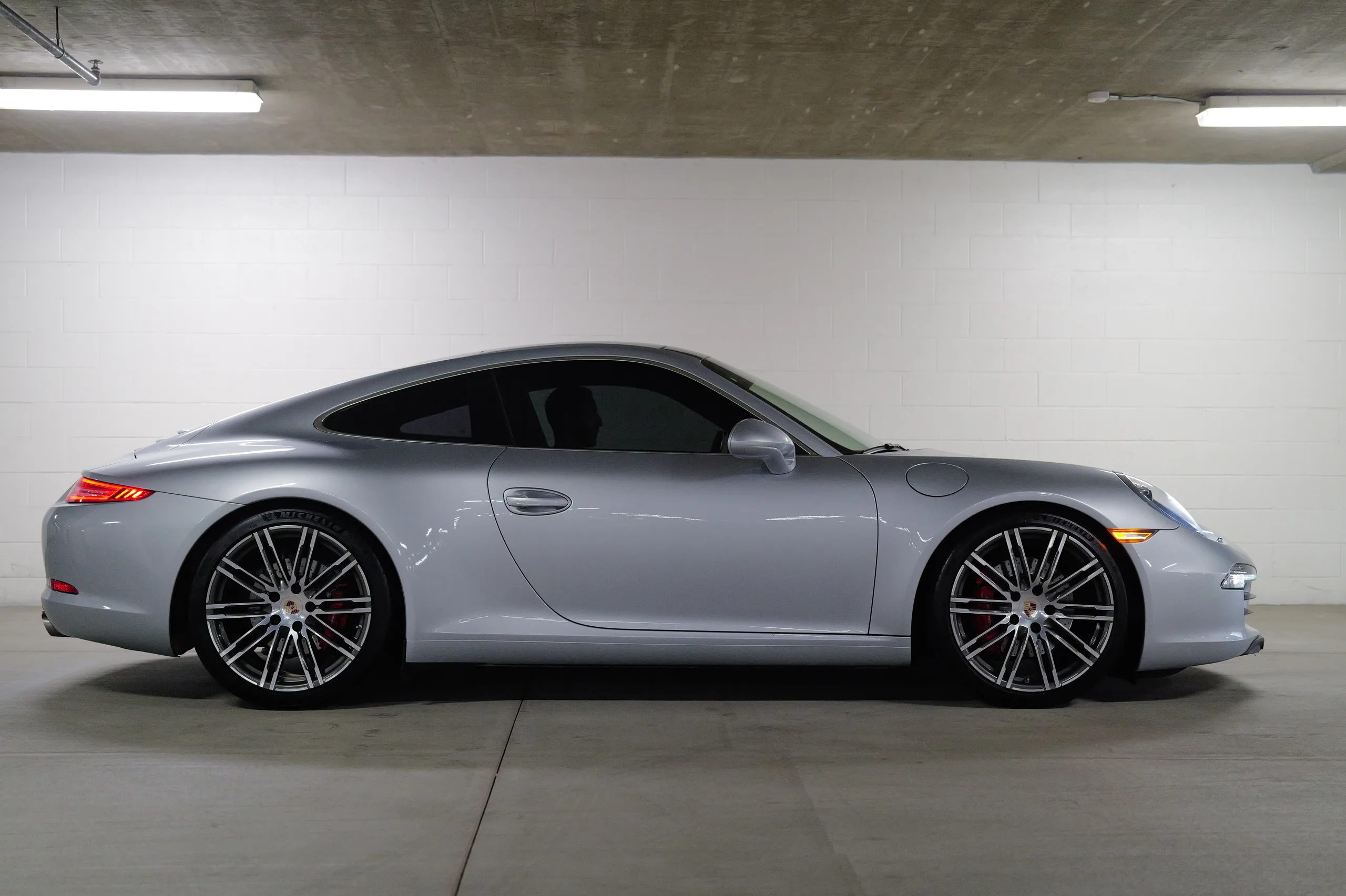 2014 Porsche 911 Carrera S — photo 8 of 52