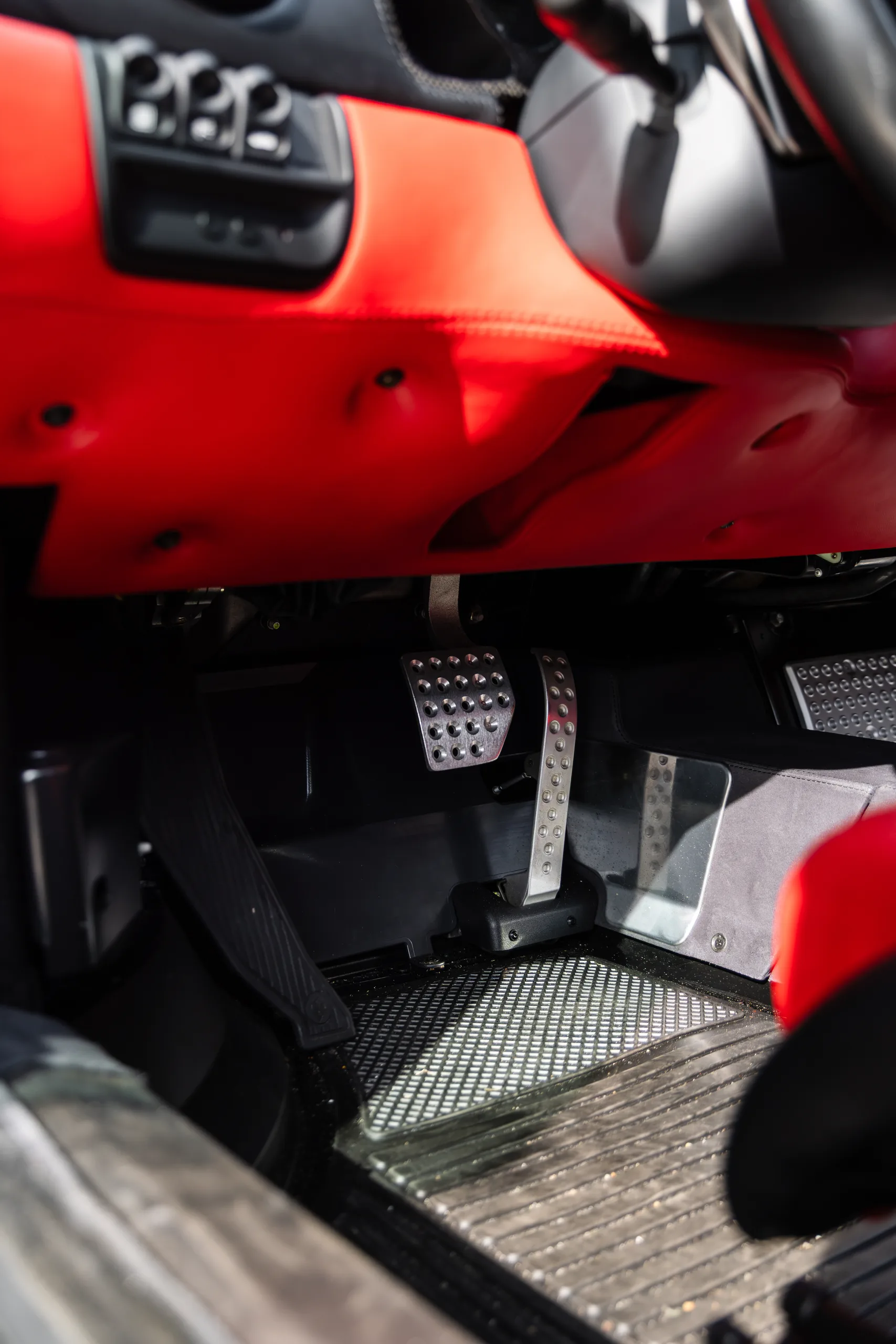2004 Ferrari 360 Challenge Stradale — photo 48 of 53