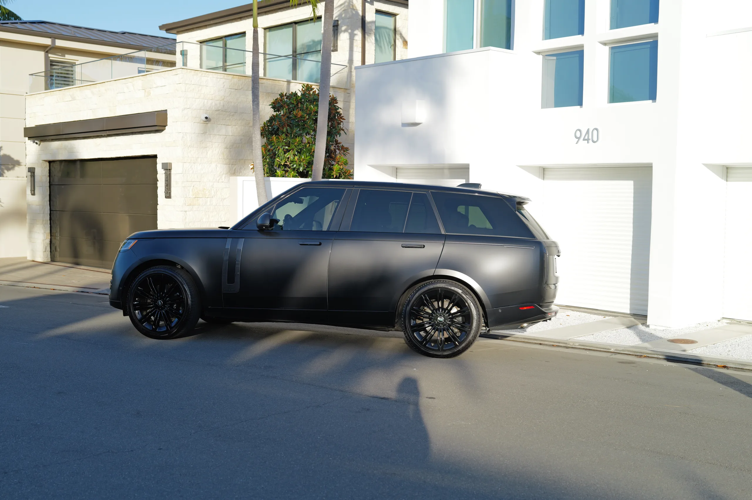 2024 Land Rover Range Rover Autobiography — photo 10 of 60