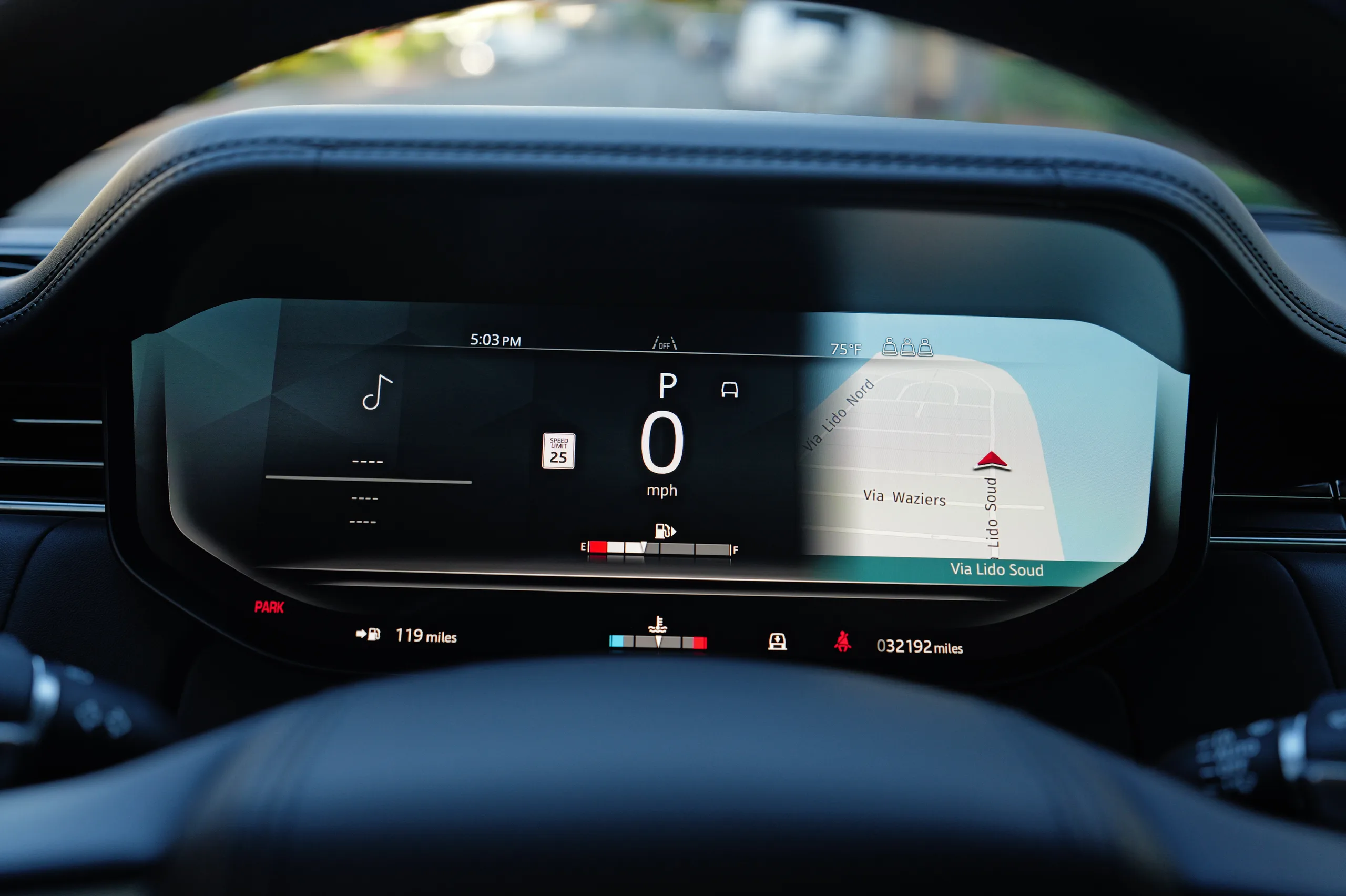 2024 Land Rover Range Rover Autobiography — photo 33 of 60