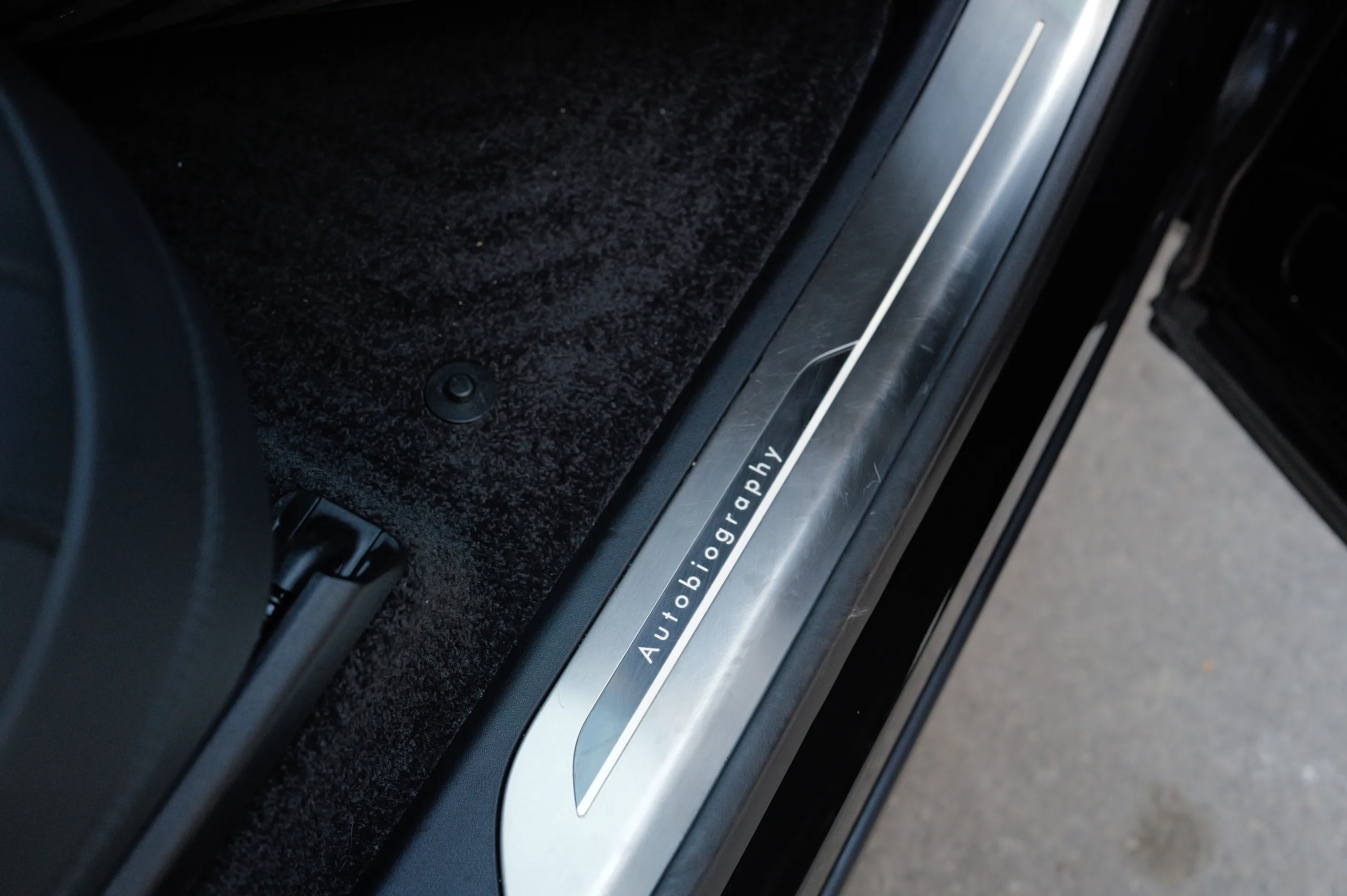 2024 Land Rover Range Rover Autobiography — photo 56 of 60